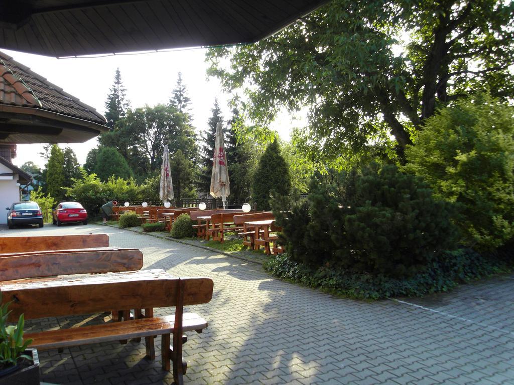 Penzion A Restaurace U Veterana Френштат-под-Радгоштем Экстерьер фото
